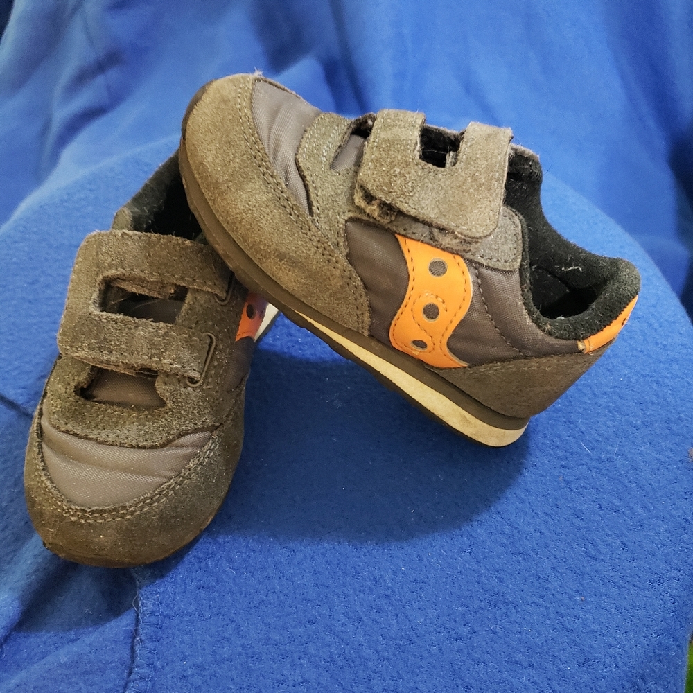 SAUCONY toddler boy's sneakers velcro size5.5
